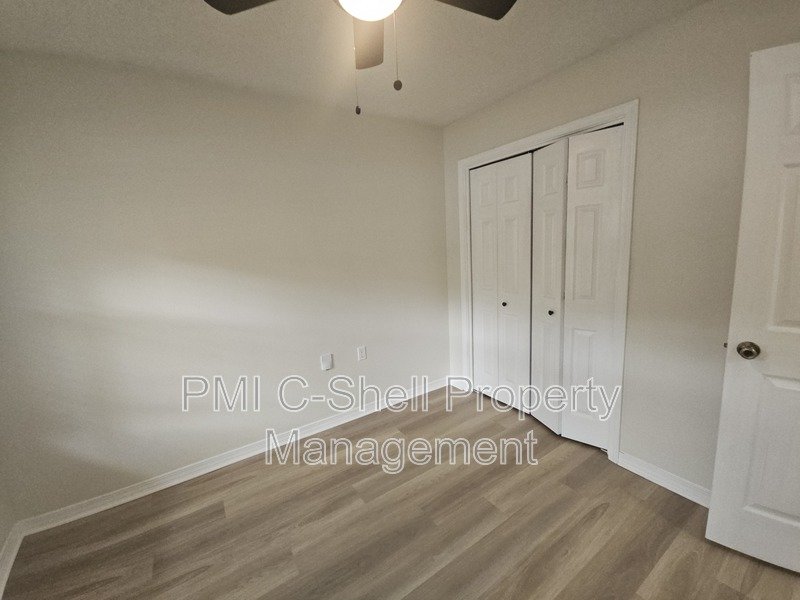 3 Bedroom 2 Bath, Pets, Park, Fenced Yard, Updated property image