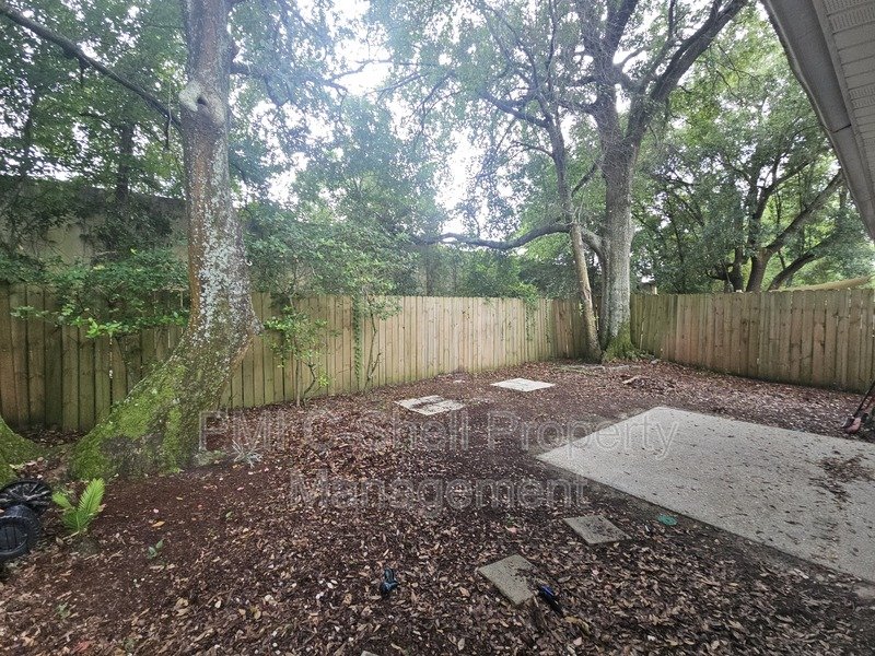 3 Bedroom 2 Bath, Pets, Park, Fenced Yard, Updated property image
