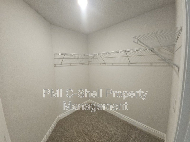 New 4 Bed 2 Bath, Garage, Yard, Pets, NAS Penscola property image