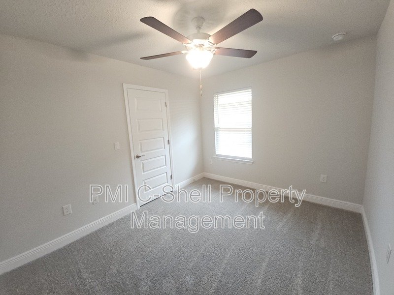 New 4 Bed 2 Bath, Garage, Yard, Pets, NAS Penscola property image