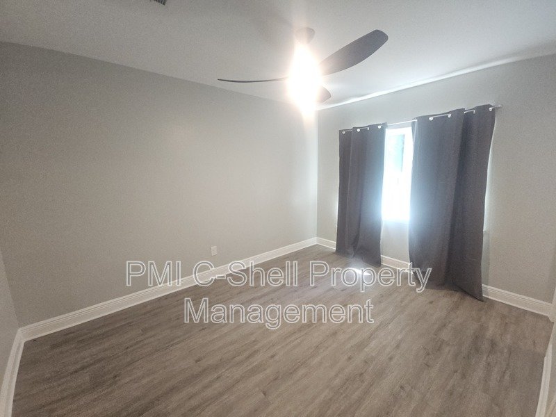 Updated 3 Bed 2 Bath Home, Convenient, Pet Friendly, Backyard property image