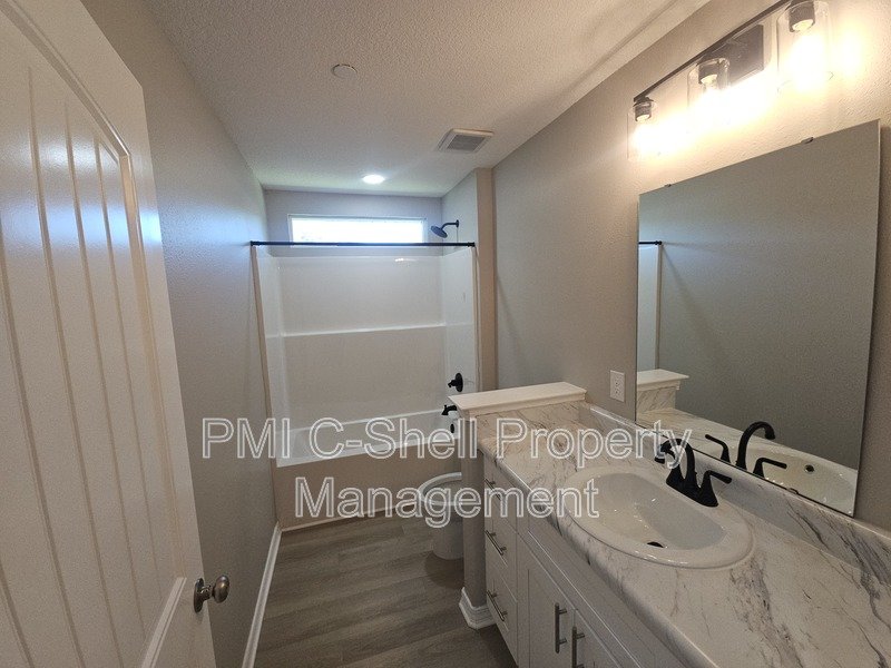 New Updated 2 Bed 1 Bath Pet Friendly Pensacola property image