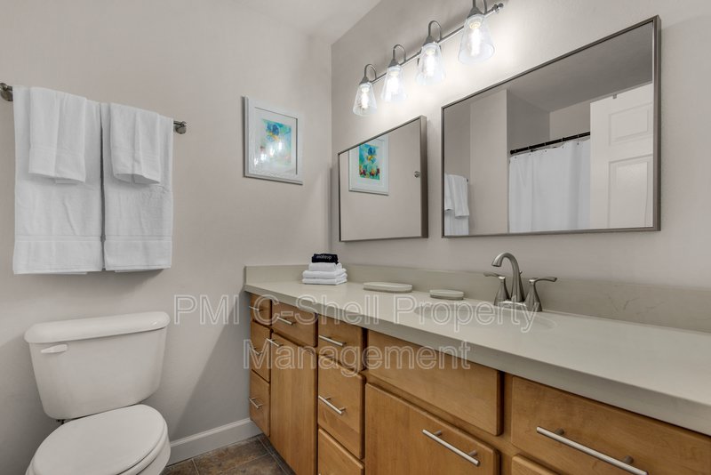 3bed 2bath Gulf Breeze, Yard, Great Schools, No HOA, $374,900 property image